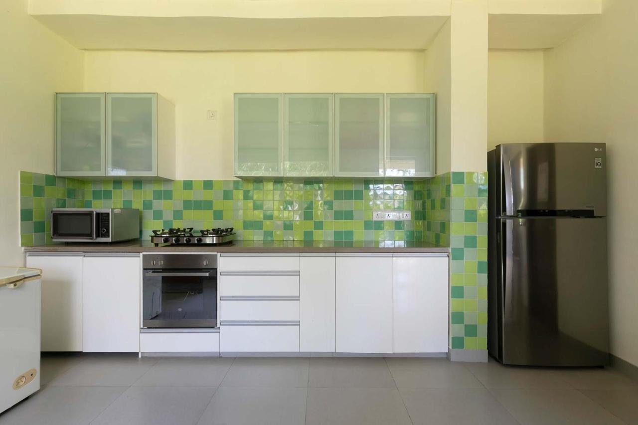 Hamptons Charm By Stayvista Luxury 5Br With Pool, Lawn & Table Tennis 알리바그 외부 사진