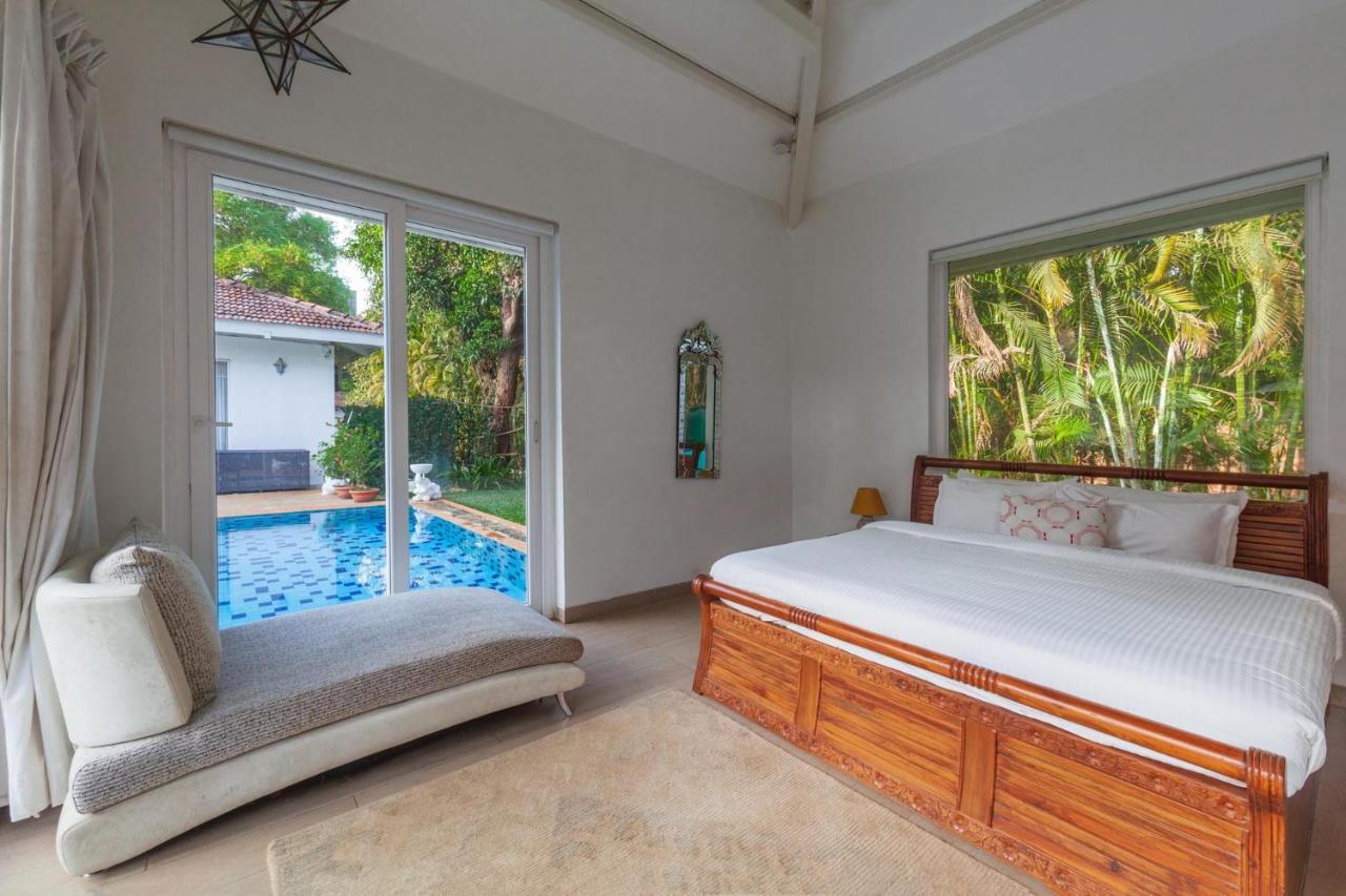 Hamptons Charm By Stayvista Luxury 5Br With Pool, Lawn & Table Tennis 알리바그 외부 사진