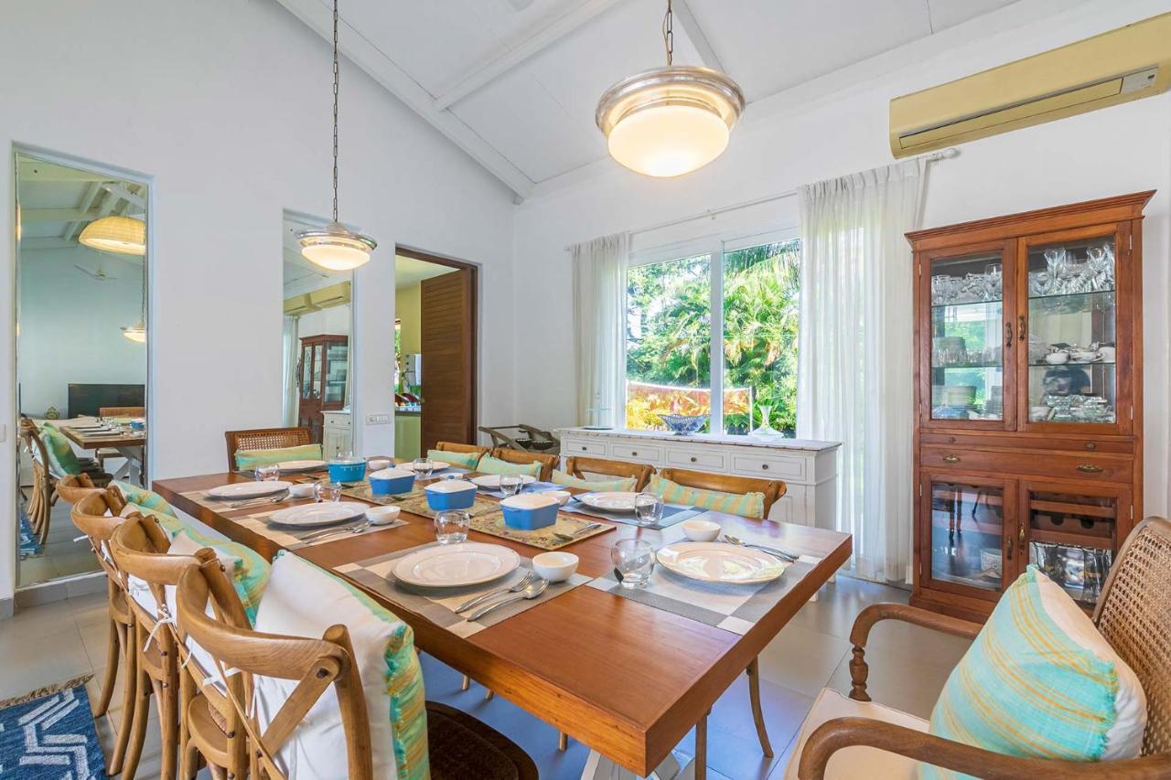 Hamptons Charm By Stayvista Luxury 5Br With Pool, Lawn & Table Tennis 알리바그 외부 사진